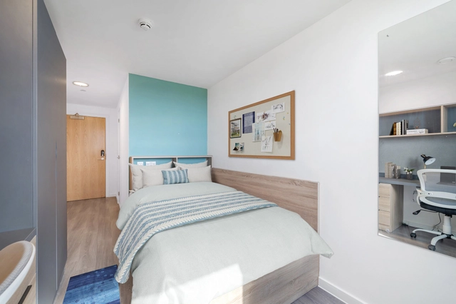  Platinum En-Suite  -  Canvas Walthamstow  - Gallery -  2