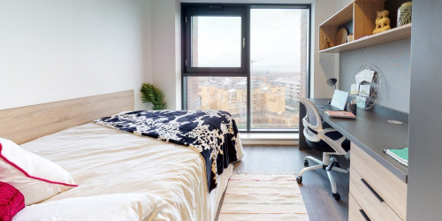 Canvas Arundel house