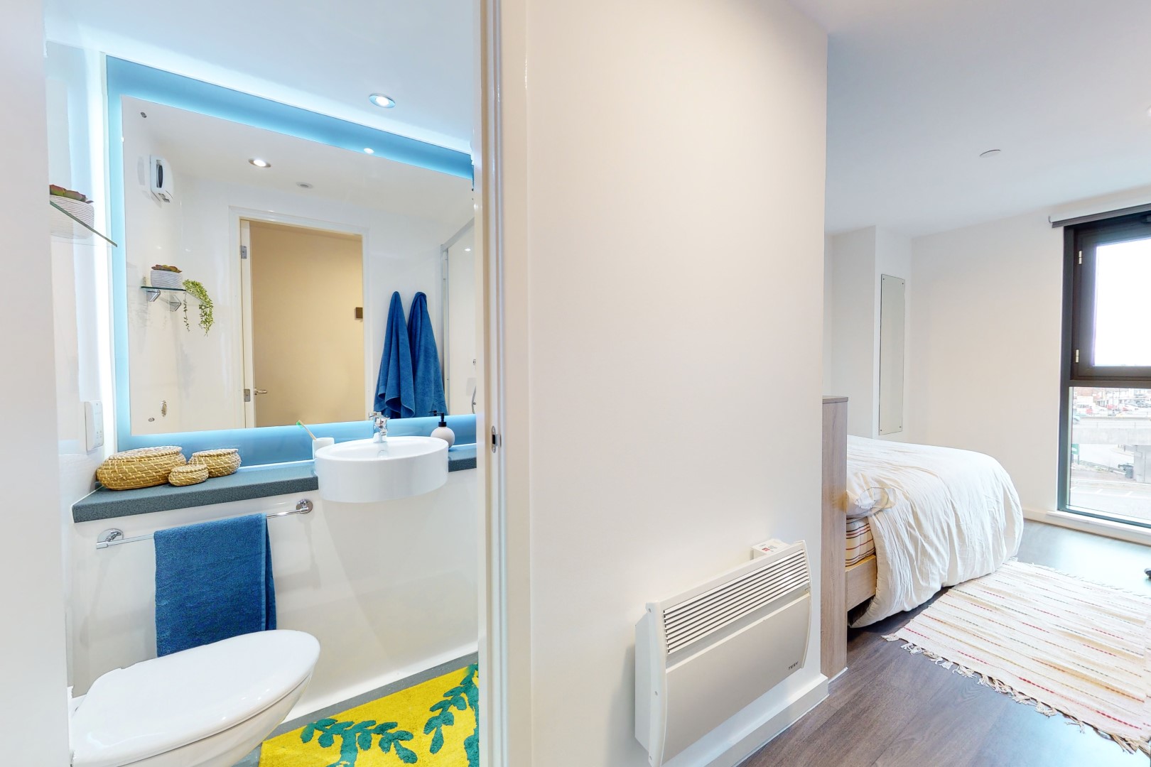  Platinum En Suite  -  Canvas Arundel house  - Gallery -  4