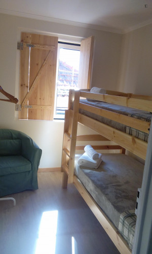 Marvellous 2-bedroom apartment in central Troino neighbourhood - Gallery - 12
