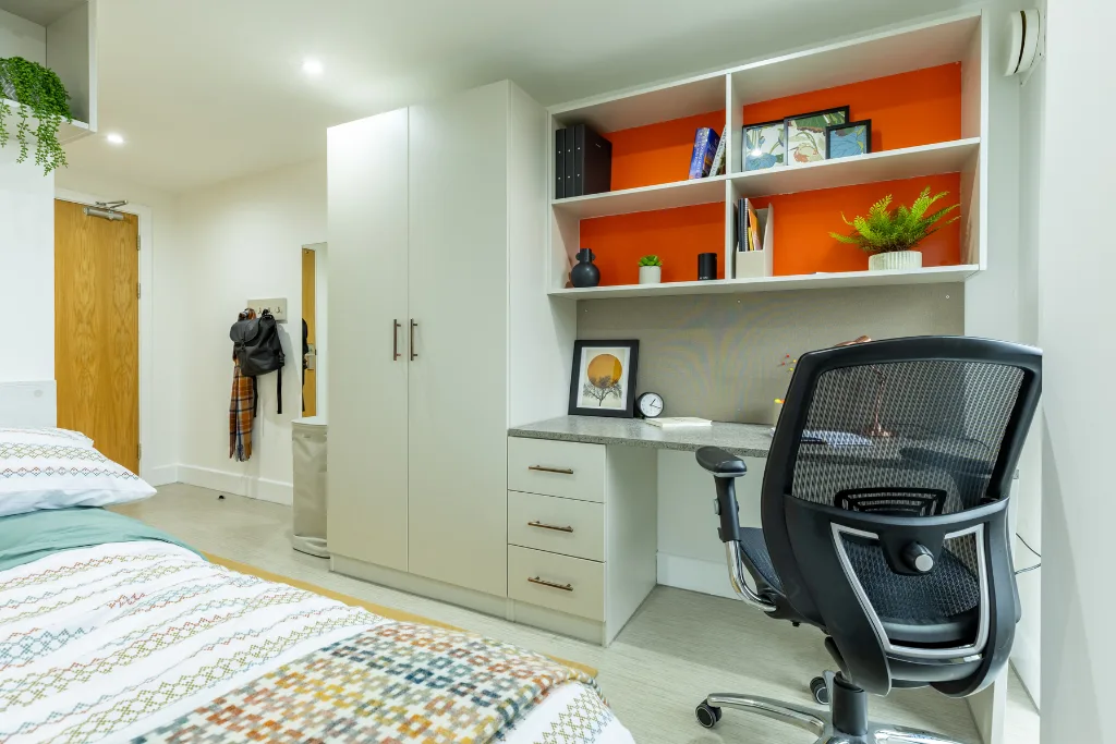  Classic Plus En Suite  -  The Lantern  - Gallery -  3
