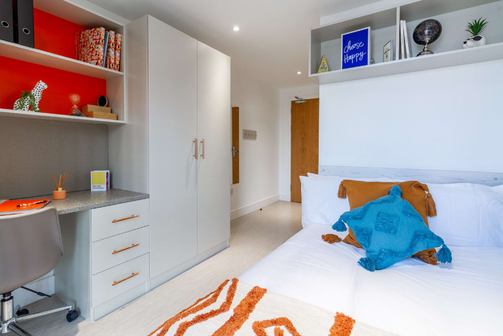  Deluxe En Suite  -  The Lantern  - Gallery -  1