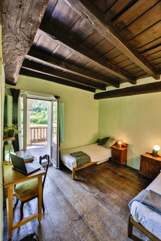  Double  -  Stunning Rural House w/ Farm + Terrace  - Gallery -  4