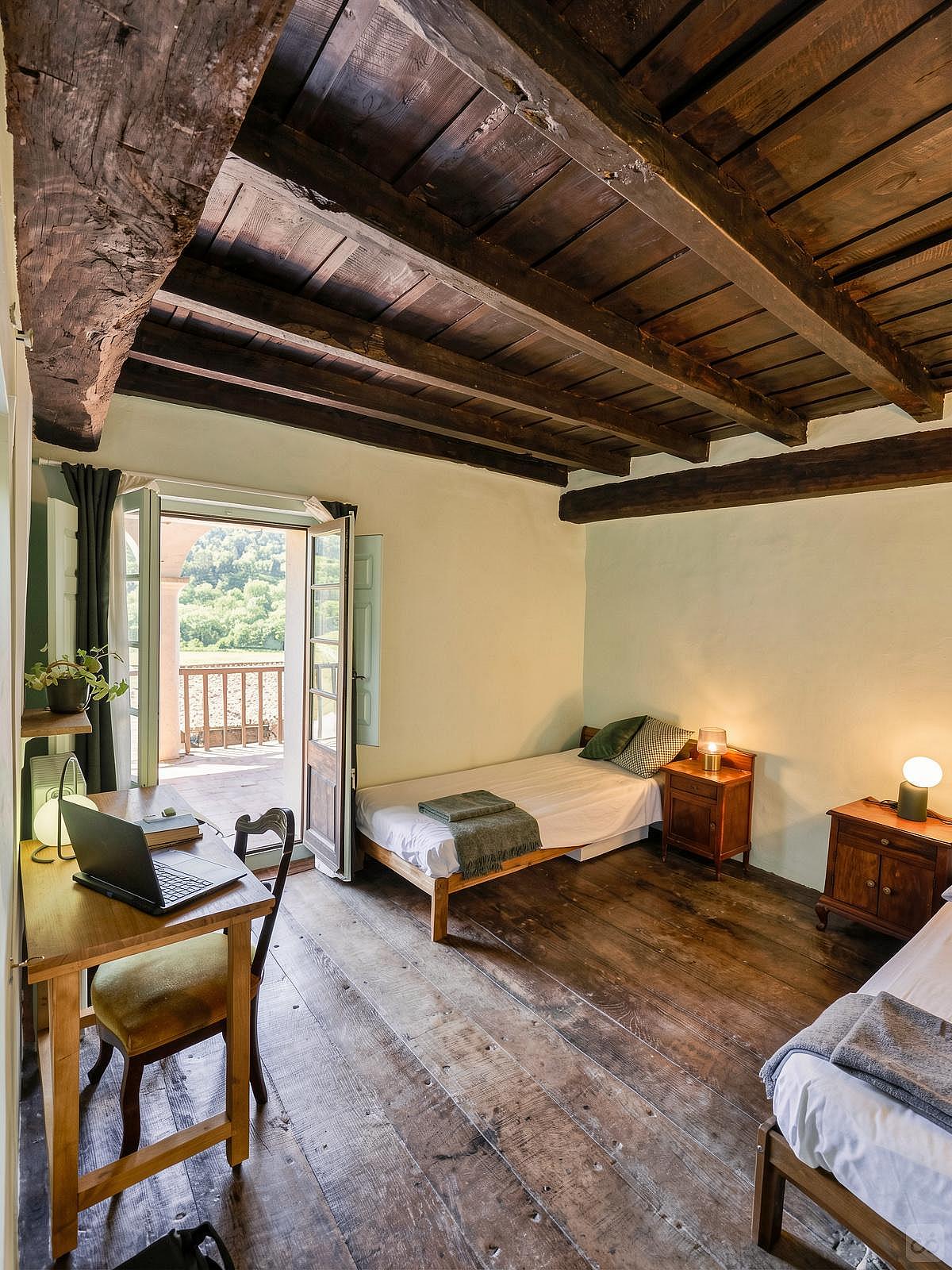  Double  -  Stunning Rural House w/ Farm + Terrace  - Gallery -  31