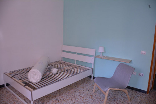 Double bedroom in a 5-bedroom apartment near Università degli Studi di Cagliari