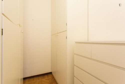 Elegante appartamento con due stanze vicino a Missori e Duomo