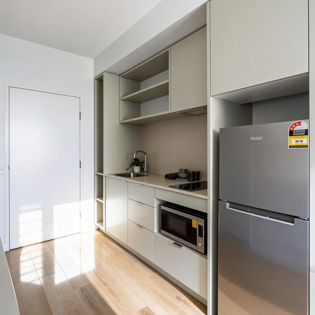 Studio Apartment - Tower High Floor - Griffith University Village - Gallery - 2