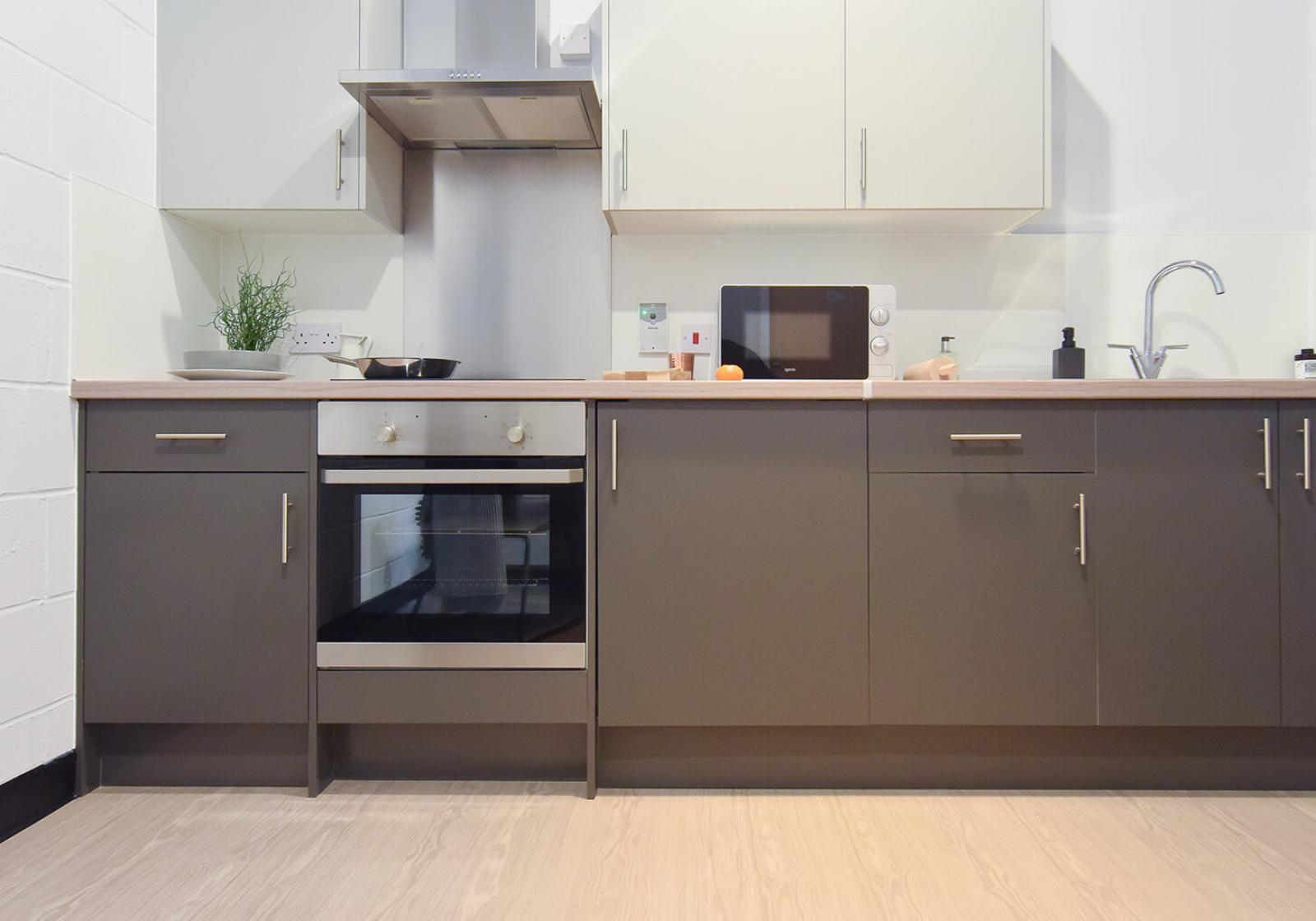  2 Bed Apartment  -  iQ Exchange  - Gallery -  8