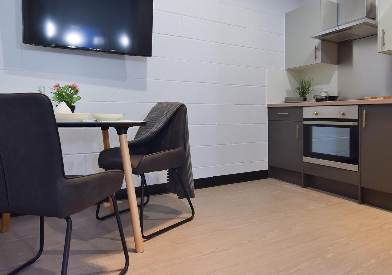  2 Bed Apartment  -  iQ Exchange  - Gallery -  10