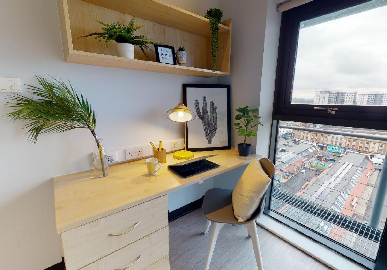  Penthouse Room  -  iQ Exchange  - Gallery -  2