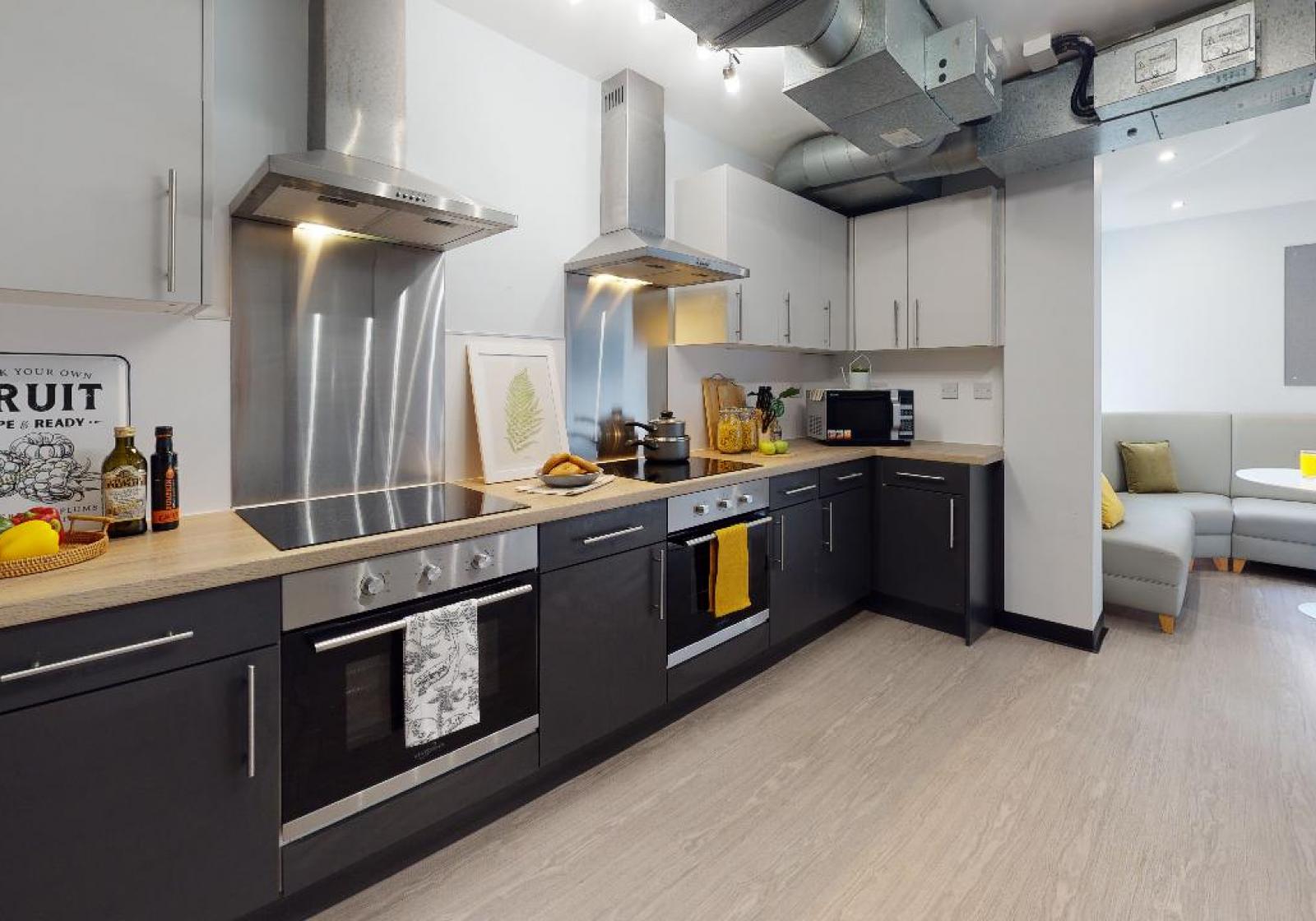 Bronze En-Suite - iQ Exchange - Gallery - 4