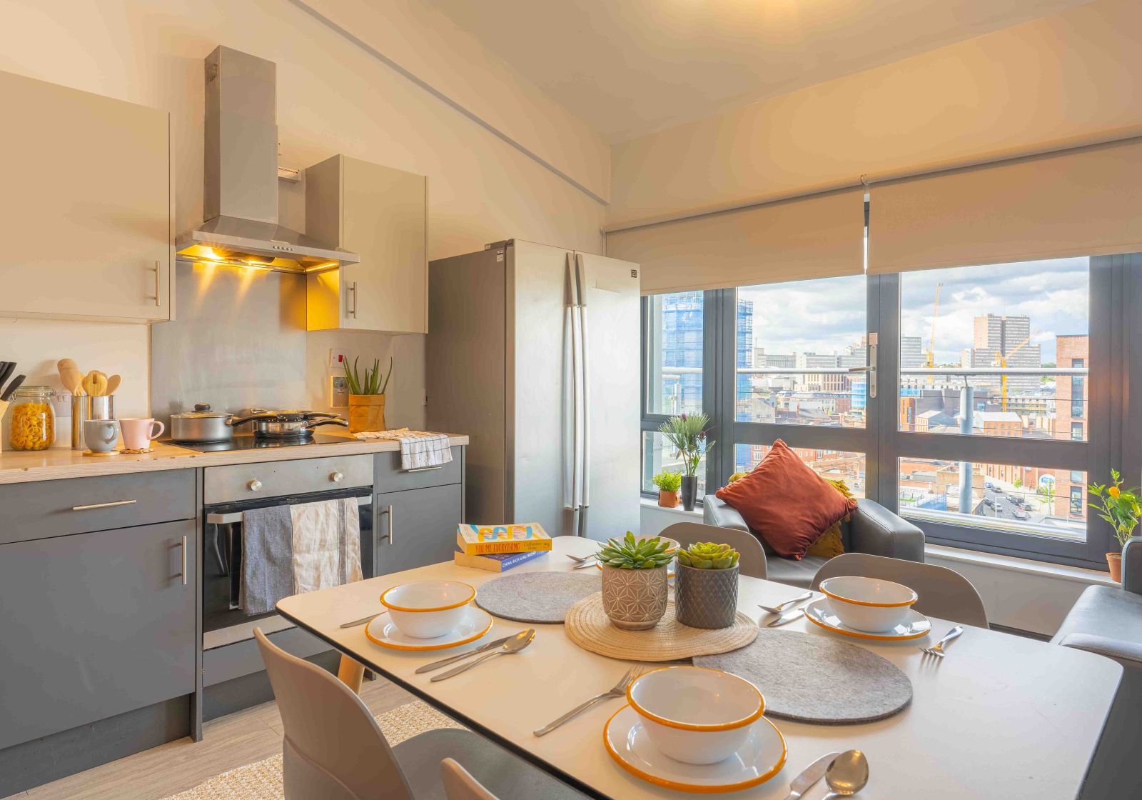 Gold En-Suite - iQ Exchange - Gallery - 2