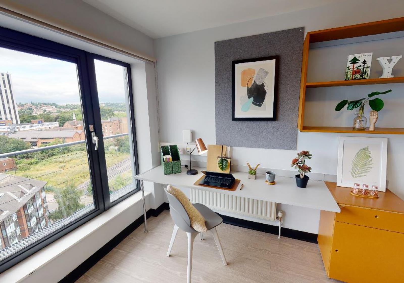  Platinum En-Suite  -  iQ Exchange  - Gallery -  3