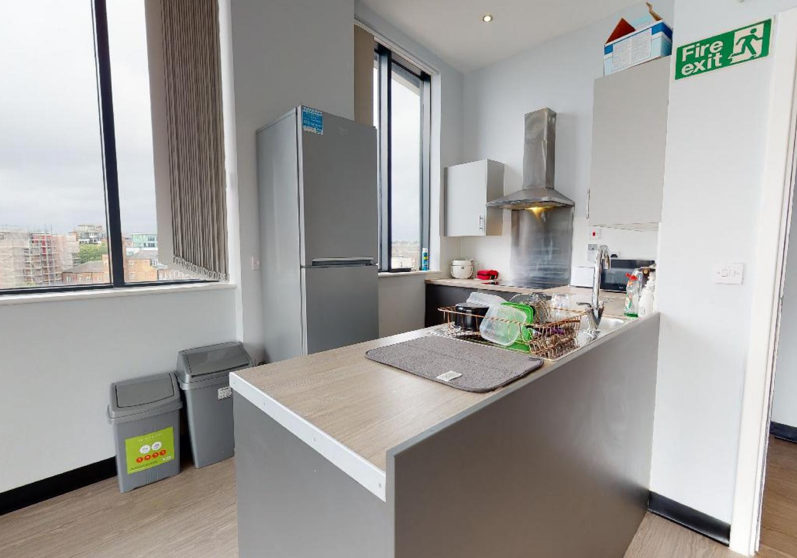  Penthouse En-Suite  -  iQ Exchange  - Gallery -  4