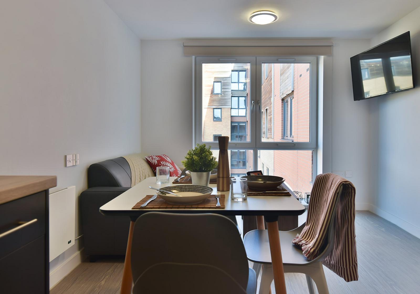  2 Bed Apartment  -  اي كيو ليدز  - Gallery -  6