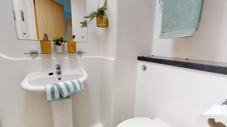  Platinum En-Suite  -  iQ Leeds  - Gallery -  5