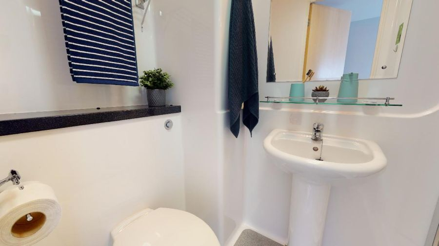  Gold En-Suite  -  iQ Leeds  - Gallery -  5