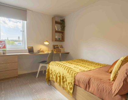 Silver En-Suite - 1
