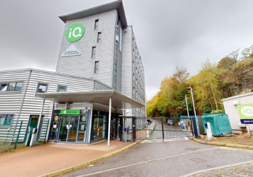 اي كيو باركر هاوس