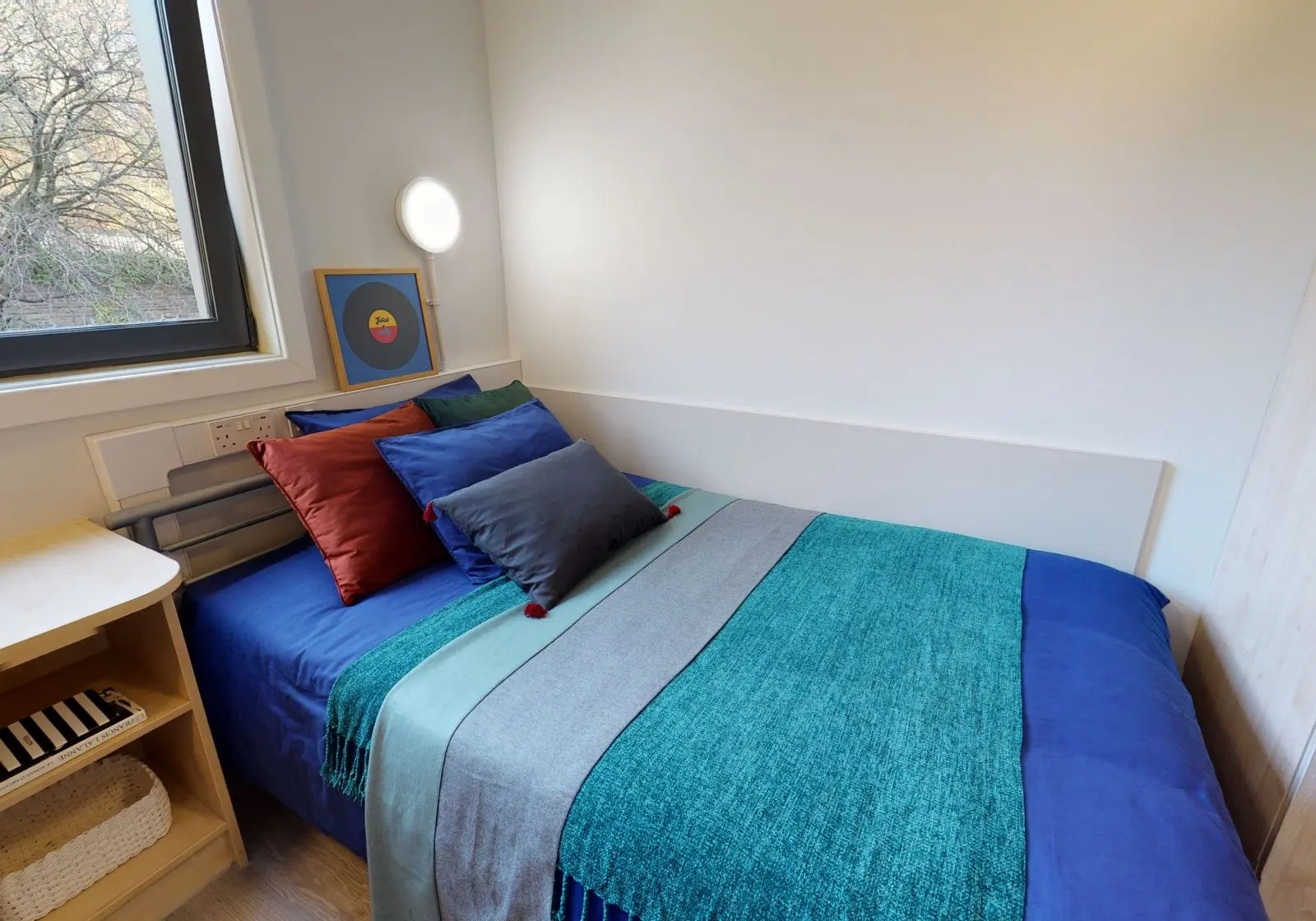  Silver En-Suite Plus  -  IQ Parker House  - Gallery -  2