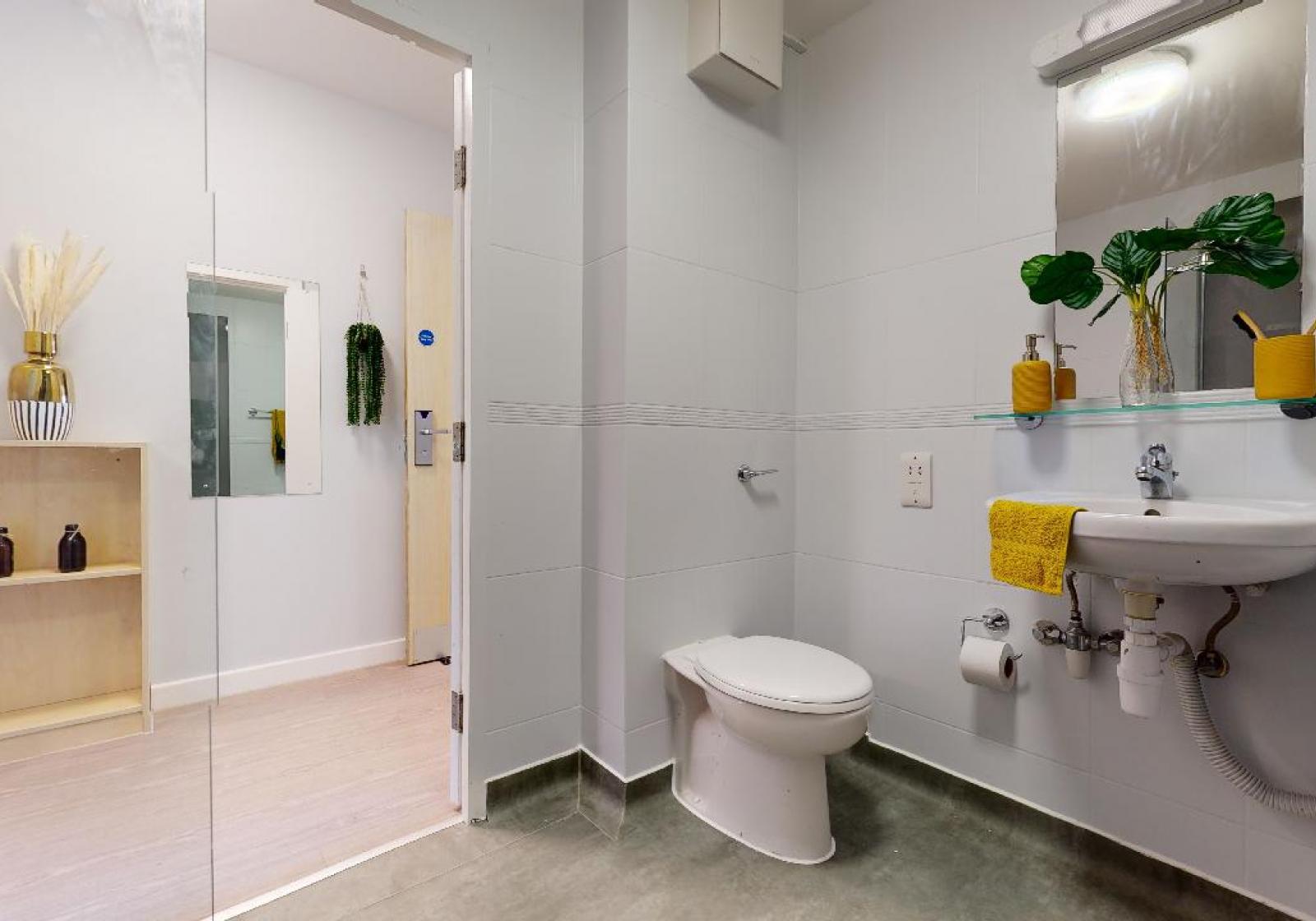  Gold En-Suite Plus  -  IQ Parker House  - Gallery -  2