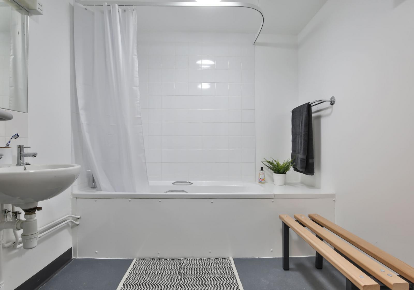  Gold Room  -  iQ Stephenson House  - Gallery -  4