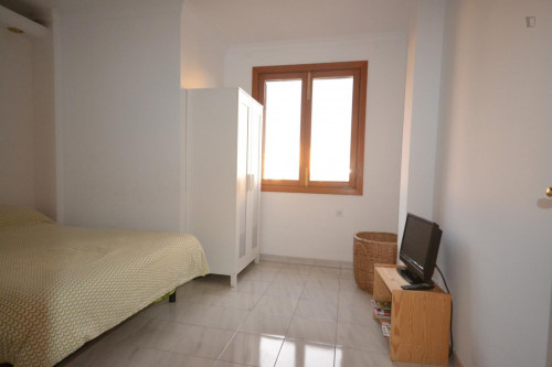 Cool double bedroom in Pere Garau neighbourhood  - Gallery -  5