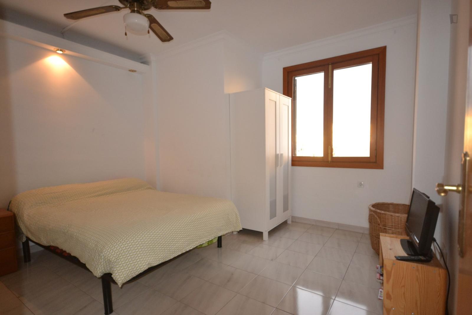  Cool Double Bedroom In Pere Garau Neighbourhood  -  Cool double bedroom in Pere Garau neighbourhood  - Gallery -  1
