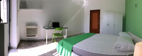 Cozy double bedroom near Quintino Sella metro station