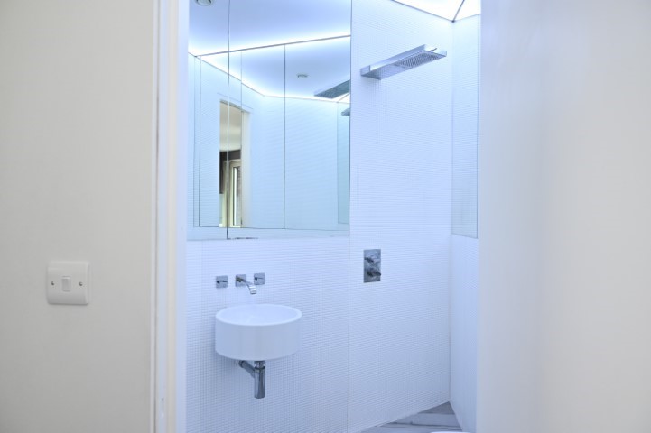  Classic Minus Studio  -  Gravity Co Hounslow Central  - Gallery -  3