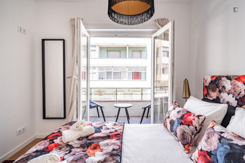 Sublime 2-bedroom apartment in Sete Rios  - Gallery -  5