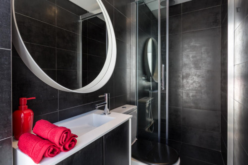 Stupendous and bright 2-bedroom apartment in Santarém