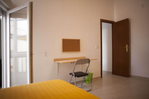 Trendy single bedroom minutes walking to Universidad de Cádiz