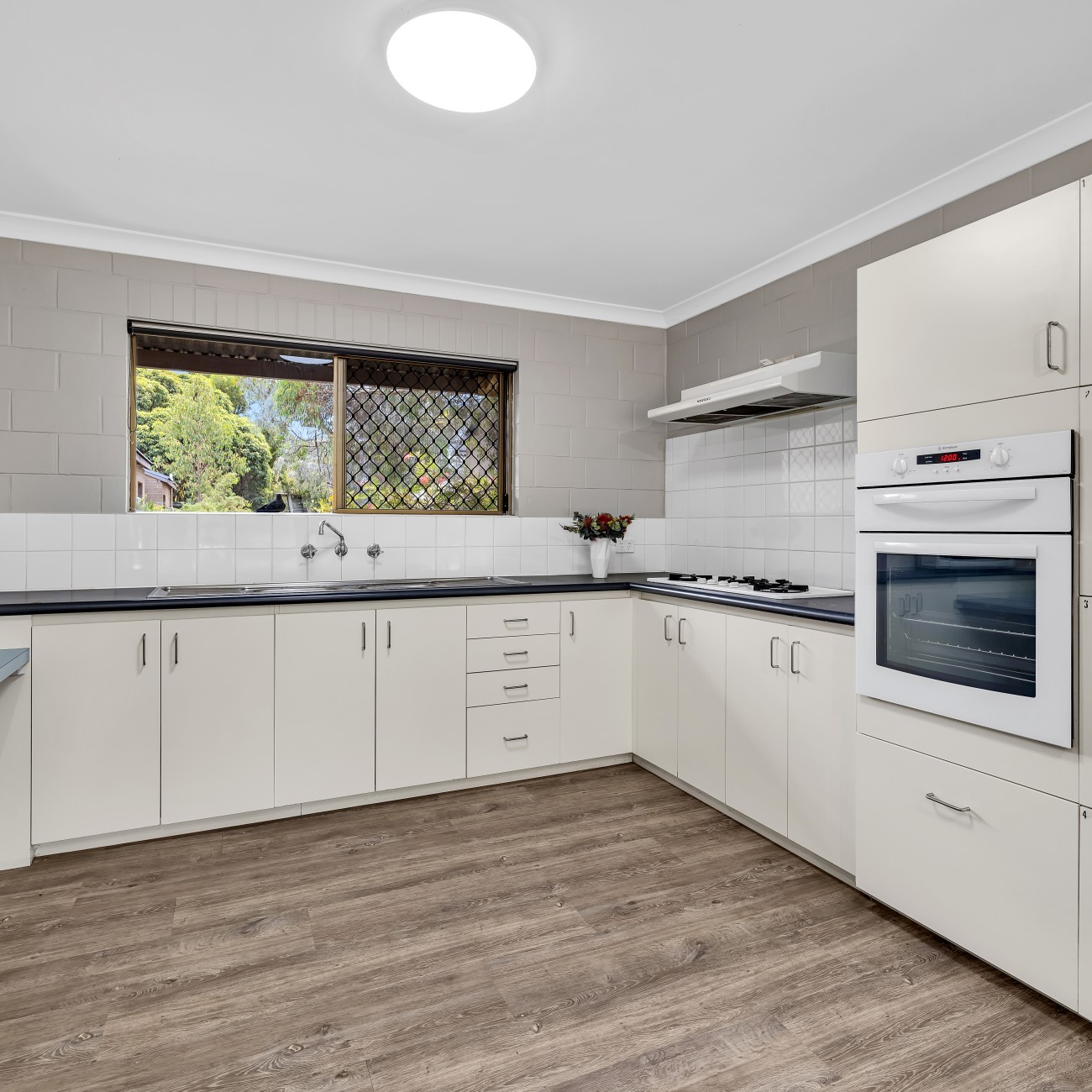 4 Bedroom Apartment South En-Suite - Murdoch University Village - Gallery - 4