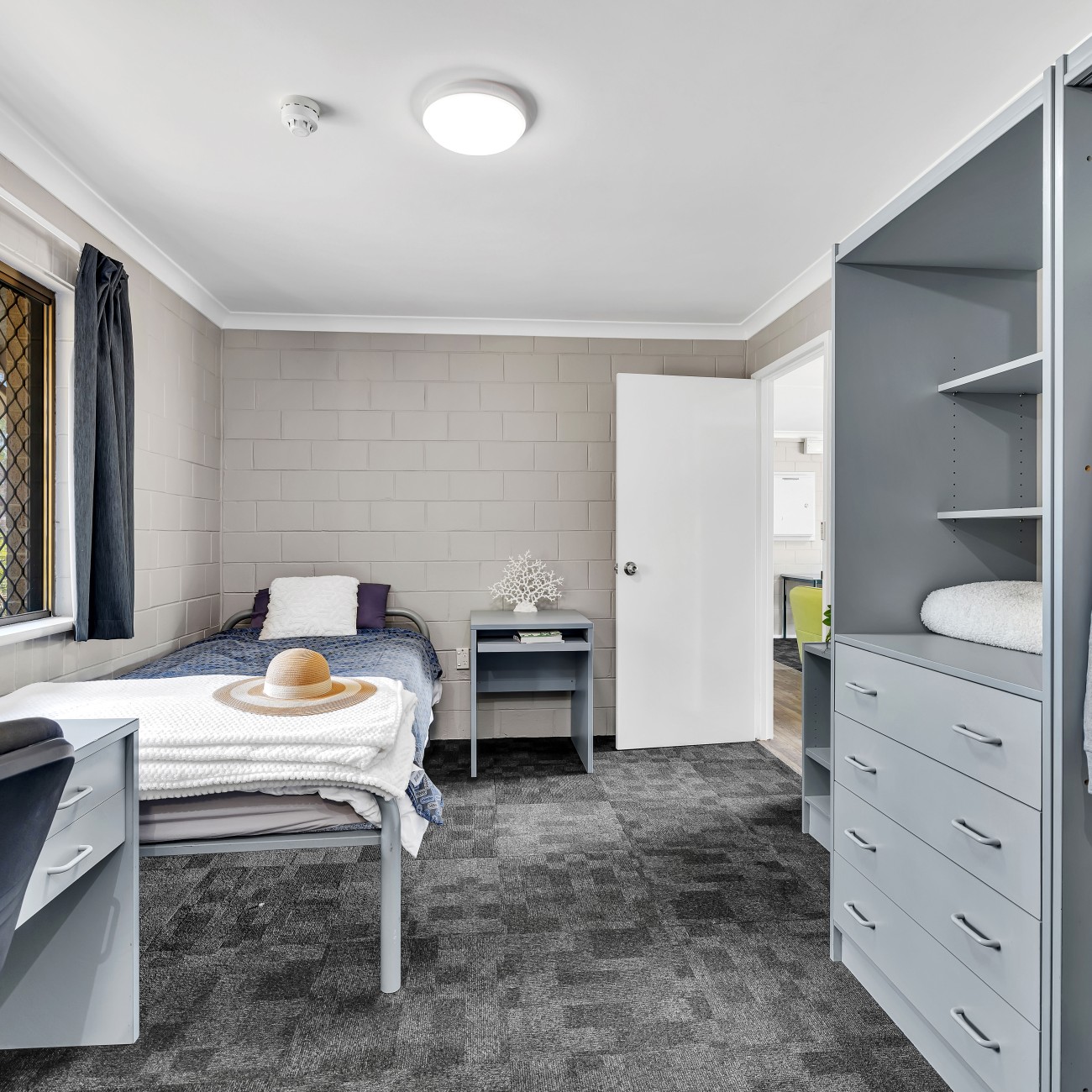 4 Bedroom Apartment South En-Suite - Murdoch University Village - Gallery - 3