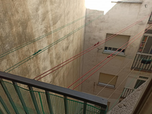 Inviting single bedroom close to the Parque Picasso