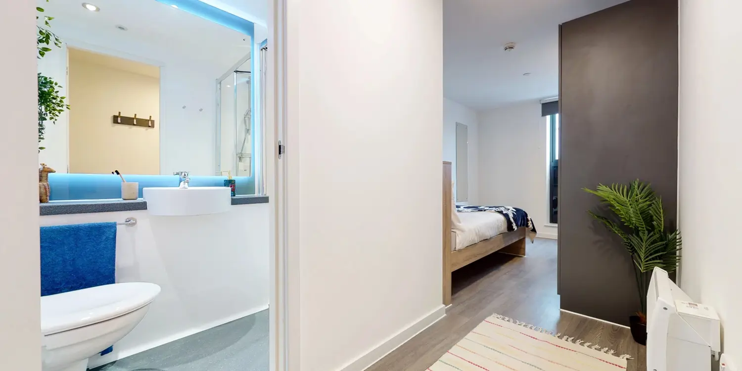  Bronze En-Suite Upper Level  -  London Nest - Canvas Walthamstow - Flexible Tenancies  - Gallery -  3