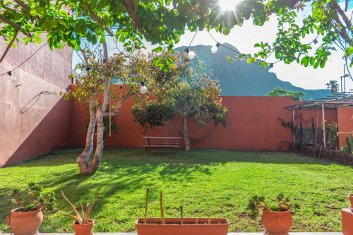 Sustainable Coliving Community with Activities and Culture in Arona's Valle de San Lorenzo