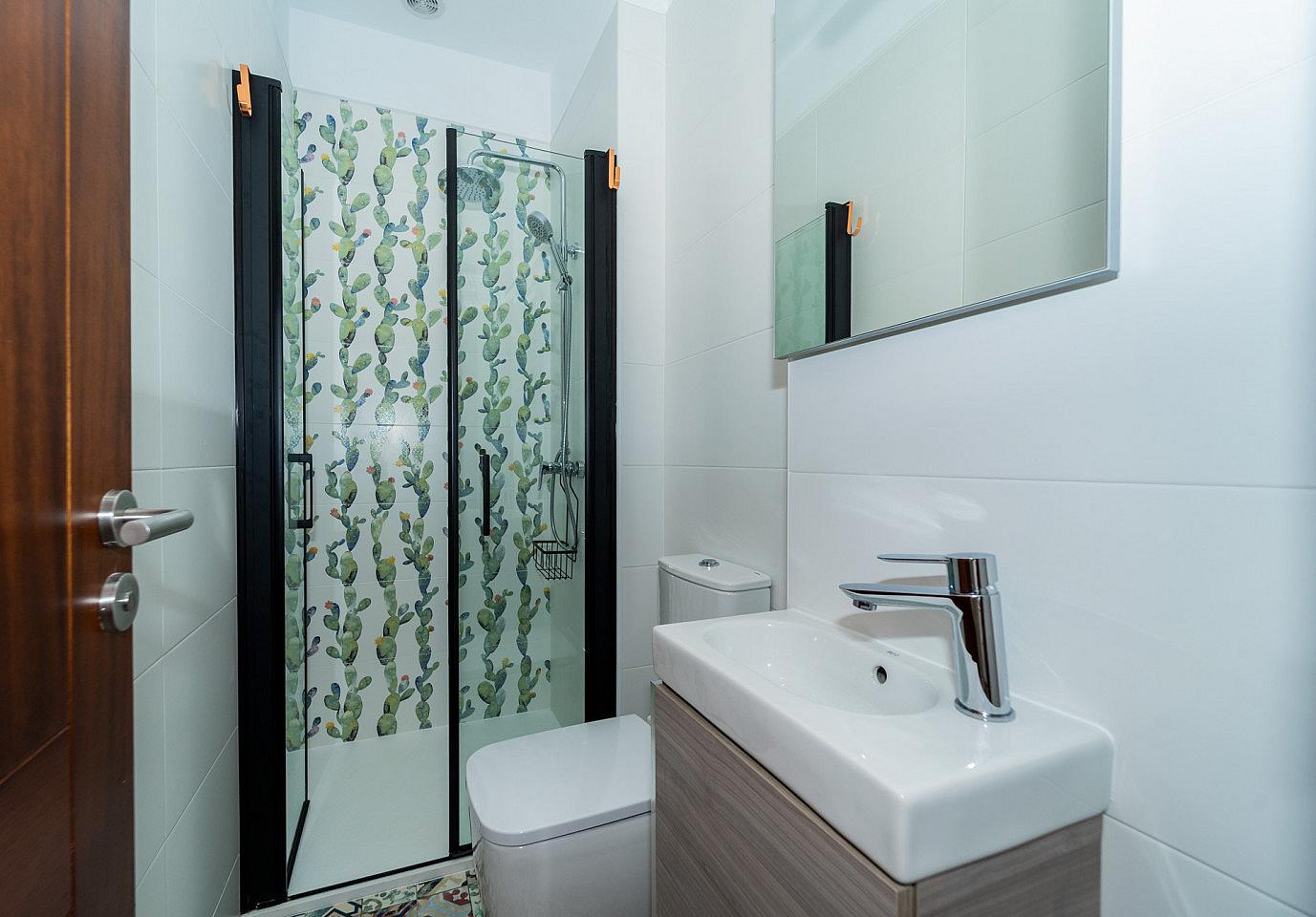 Double Room With Bathroom 2 People - Sustainable Coliving Community with Activities and Culture in Arona's Valle de San Lorenzo - Gallery - 23