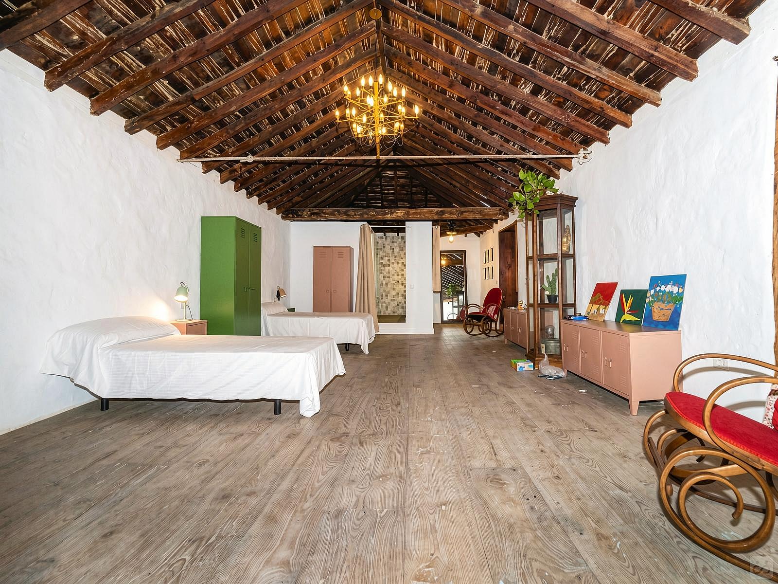 Bed In A 5-Bed Mixed Gender Room - Sustainable Coliving Community with Activities and Culture in Arona's Valle de San Lorenzo - Gallery - 43