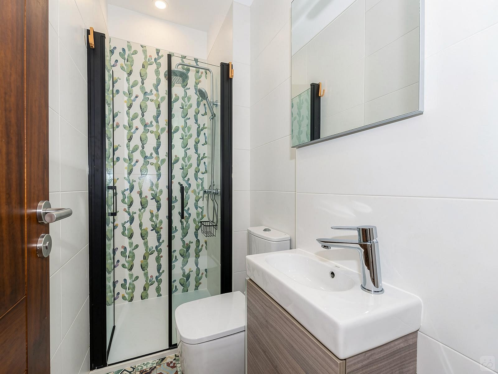 Double Room With Bathroom (Individual Use) - Sustainable Coliving Community with Activities and Culture in Arona's Valle de San Lorenzo House - Gallery - 18