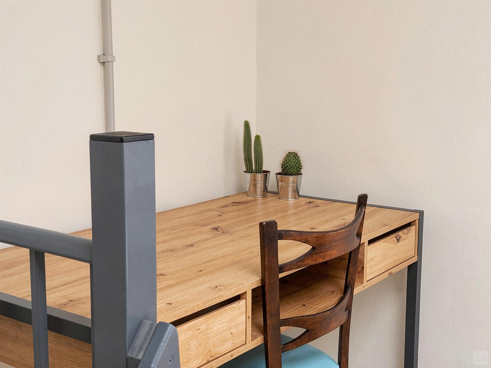 Group Room (Queen Bed And 2 Single Beds) - Sustainable Coliving Community with Activities and Culture in Arona's Valle de San Lorenzo House - Gallery - 34