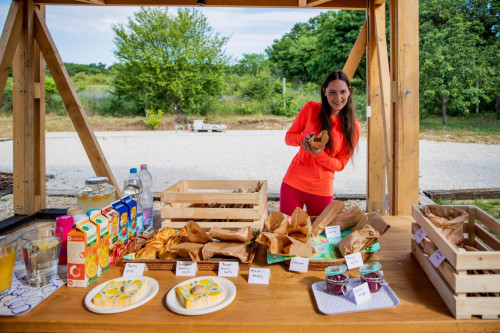 Oversized Rural House w/ Lounge Areas + Coworking