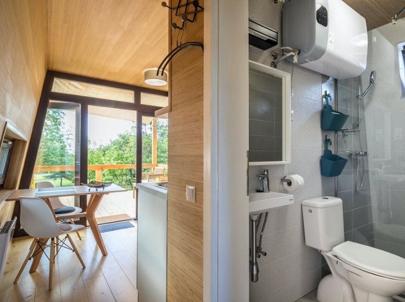  Loft Apartment  -  Oversized Rural House w/ Lounge Areas + Coworking Apartment  - Gallery -  23