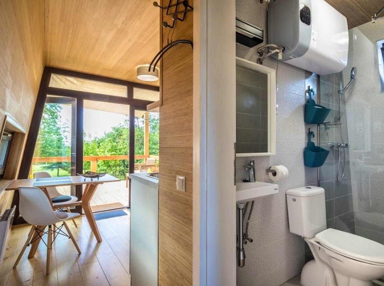  Loft Apartment  -  Oversized Rural House w/ Lounge Areas + Coworking Apartment  - Gallery -  35