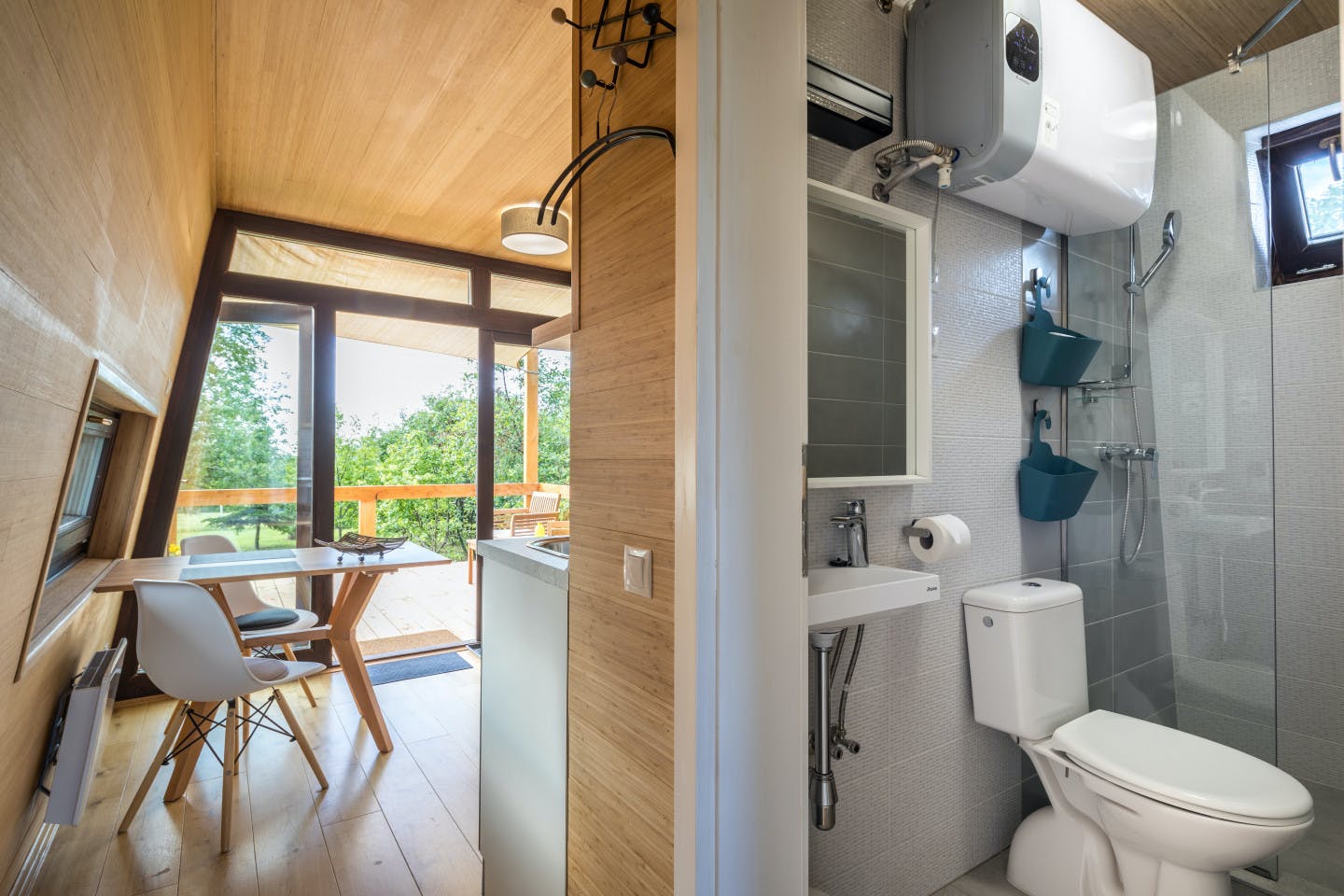  Cabin Apartment  -  Oversized Rural House w/ Lounge Areas + Coworking Apartment  - Gallery -  11