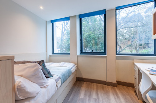 Mercury House - Rooms