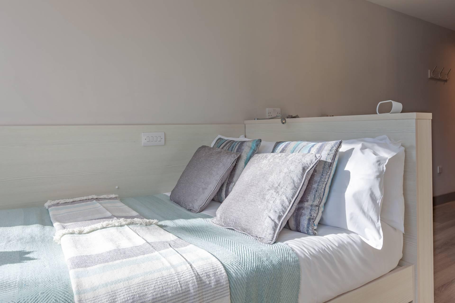  Standard Studio  -  Mercury House  - Gallery -  1