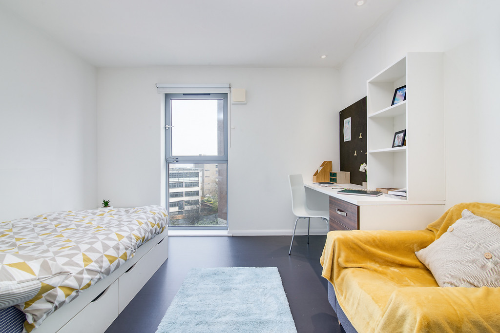  Silver Studio  -  Lucas Studios  - Gallery -  1