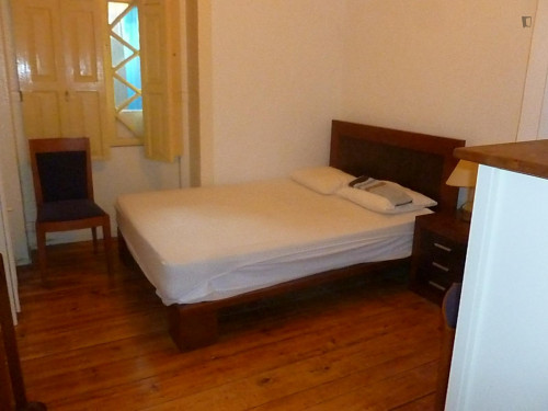 Typical 2-bedroom apartment in the centre of Porto